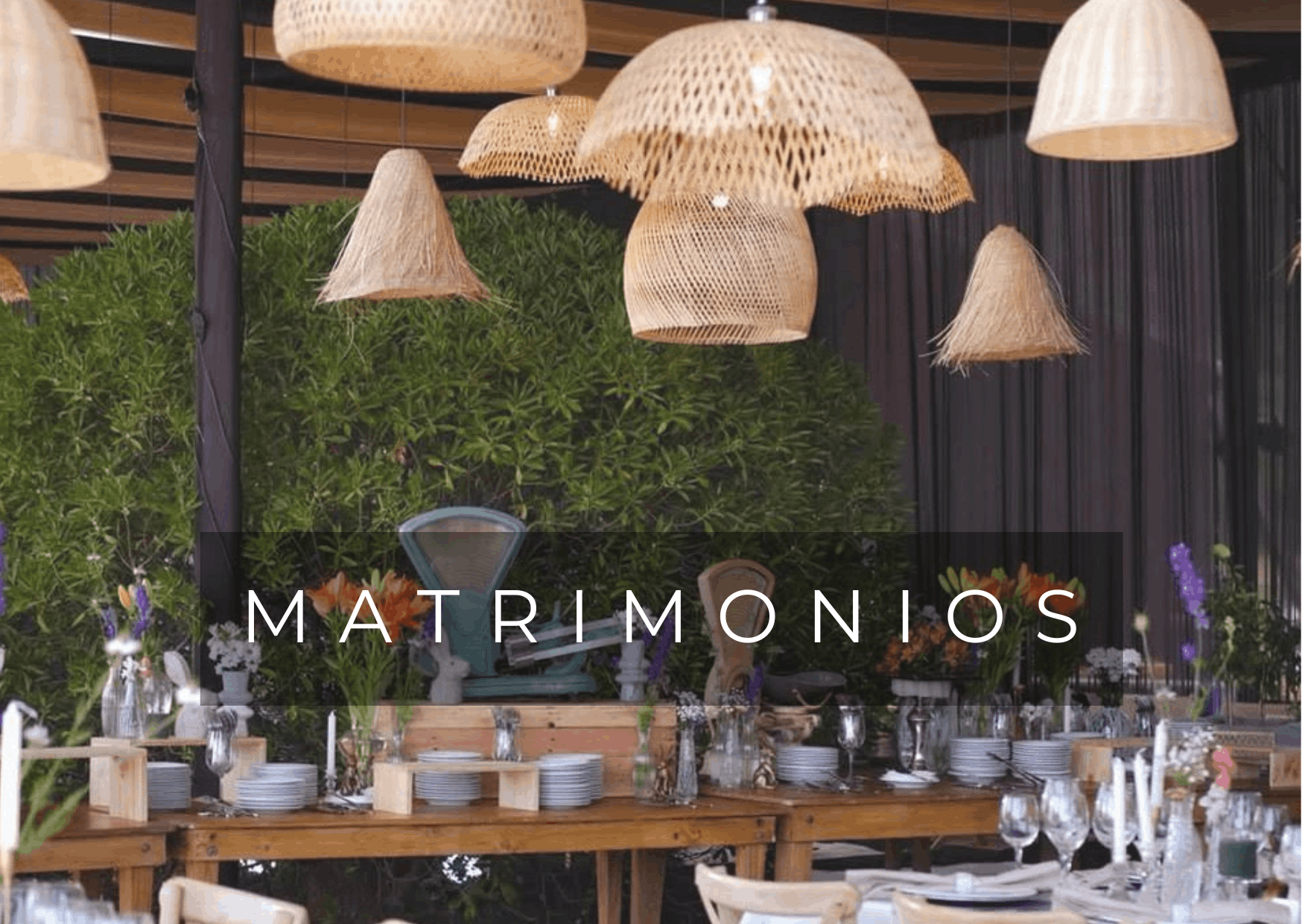 Matrimonios frente al mar